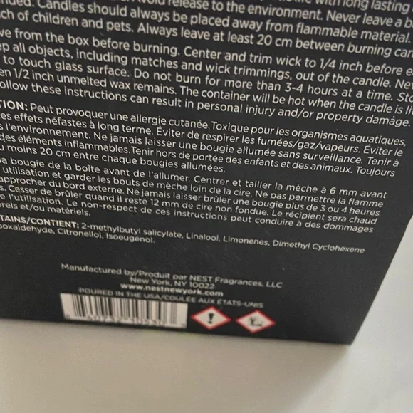 NEST Fragrances Bamboo Scented Candle - Black and Green - Picture 5 of 11